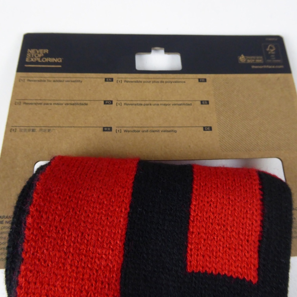 The North Face Reversible Logo Scarf TNF NWT Red - Picture 7 of 7